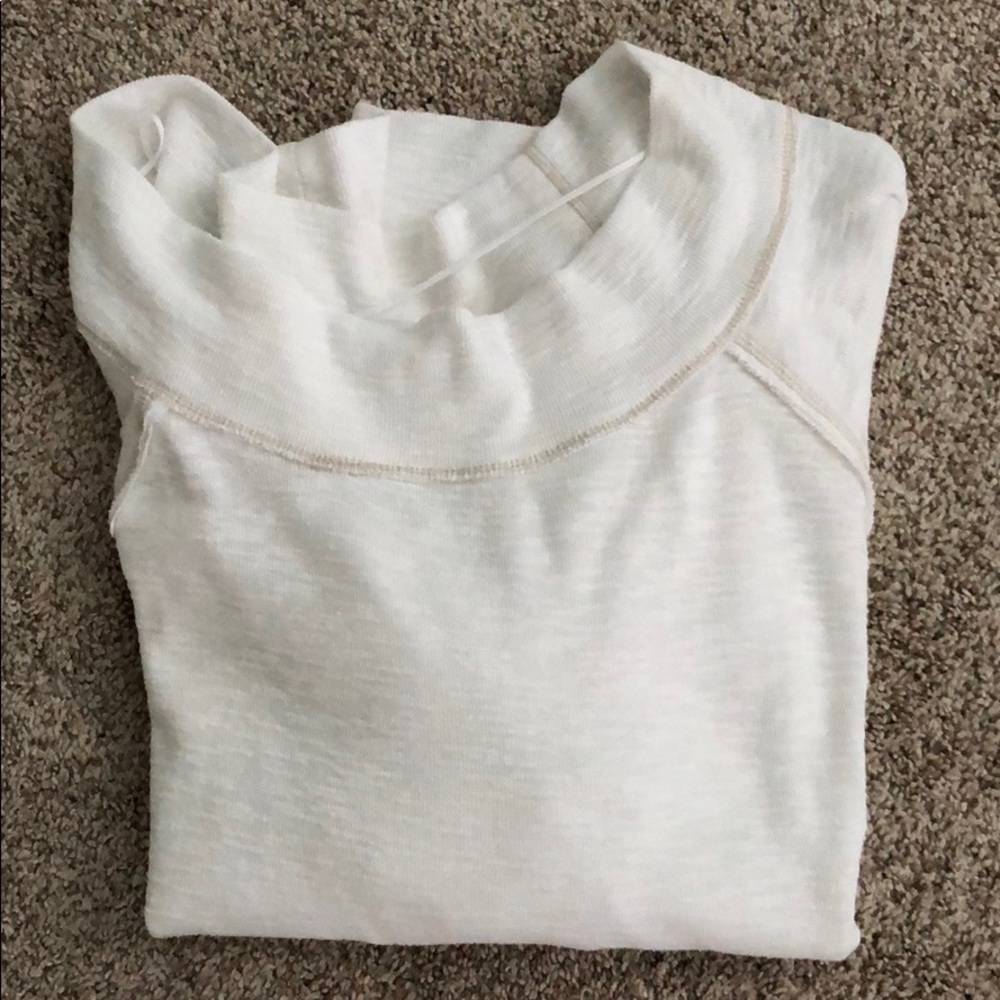 ❤️SOLD❤️Free People pullover